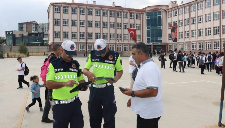 Ankara’da okul çevrelerinde denetimlerde 14 aranan kişi tespit edildi
