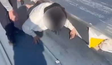 Bursa’da aranan şahıs çatı arasında yakalandı