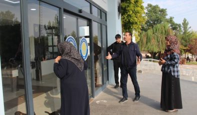 KPSS’ye geç kalan adaylar kapıdan döndü