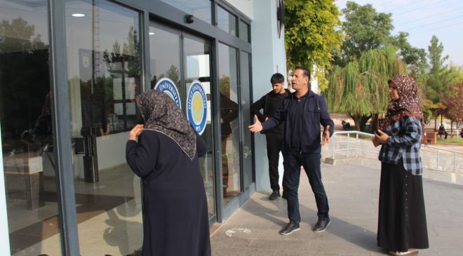 KPSS’ye geç kalan adaylar kapıdan döndü