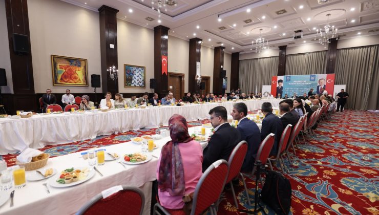 Mardin Valisi Akkoyun basın mensuplarıyla bir araya geldi