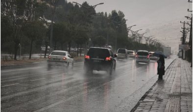 Bitlis’te sağanak yağış etkili oldu