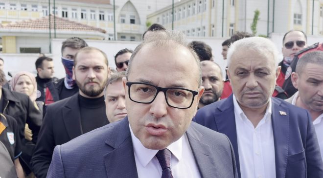 Esenyurt’ta okulda bıçaklı kavga: 2 öğrenci yaralandı