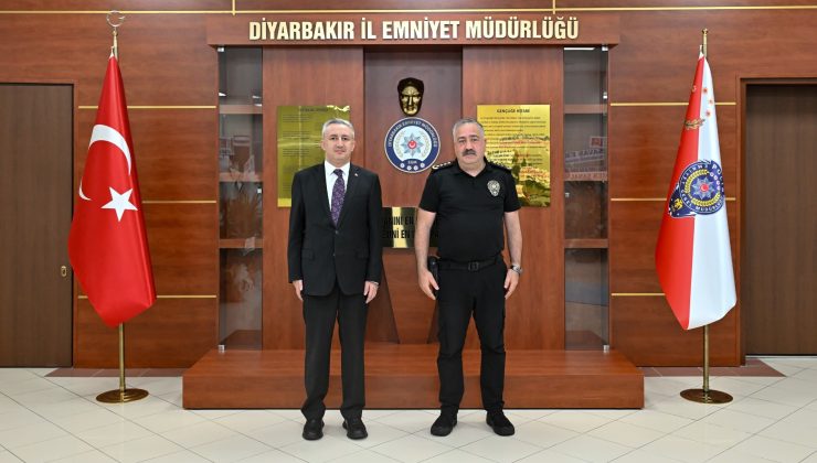Lice Kaymakamı İkis’ten Emniyet Müdürü Mutlu’ya ziyaret