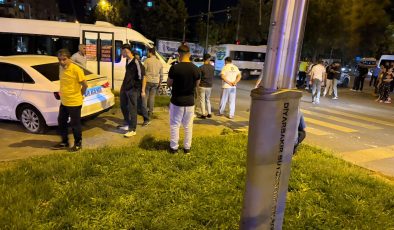 Diyarbakır’da Minibüs ile otomobil çarpıştı, 3 yaralı
