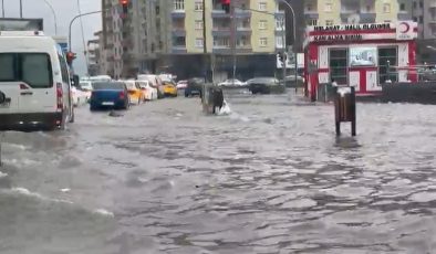Diyarbakır’da yağmur değil, ihmal manzarası!