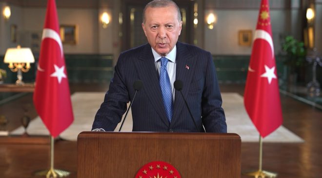 Cumhurbaşkanı Erdoğan: Dilde, fikirde, işte birlik mefkuremizi bir adım daha öteye taşıyacağız