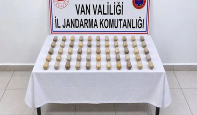 Van’da midesinde 502 gram metamfetamin taşıyan kişi tutuklandı